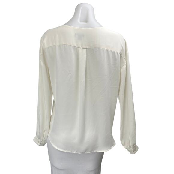Ann Taylor Women's White Satin Long Sleeve Split V-Neck Shirt Blouse Top Size XS - Picture 2 of 4